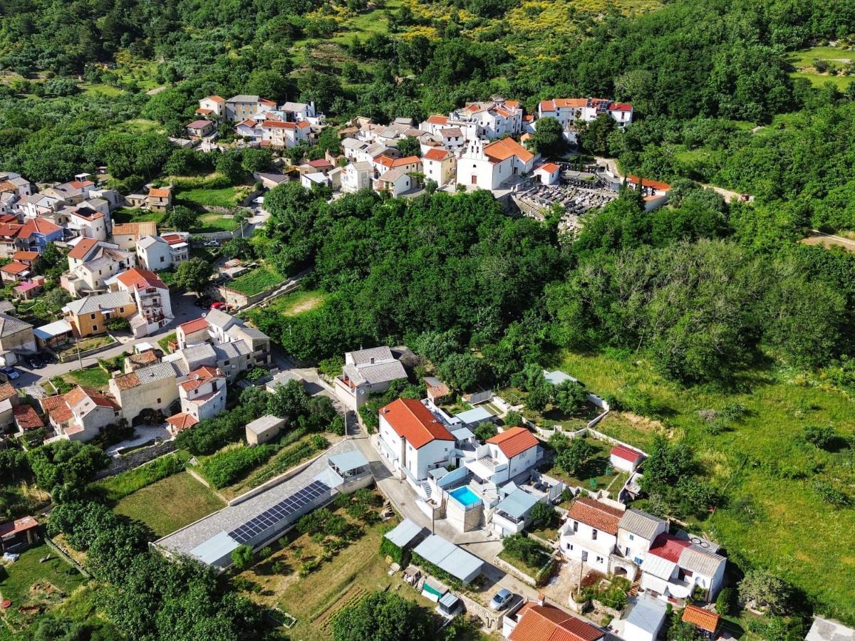 Villa Carmen Draga Bascanska Exterior foto